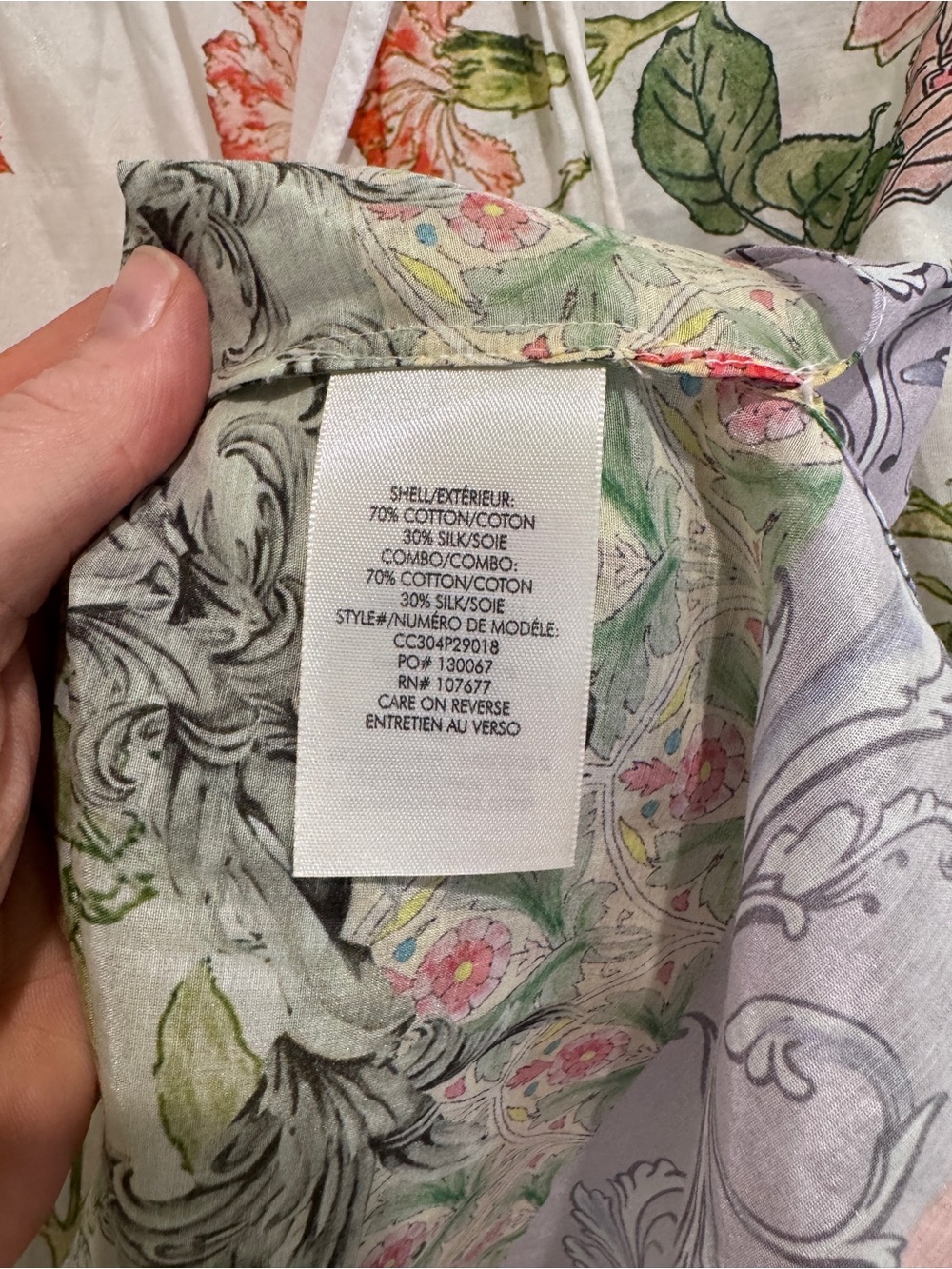 Alice & Olivia Julius Smocked Scarf sheer Blouse Size S - Picture 11 of 13